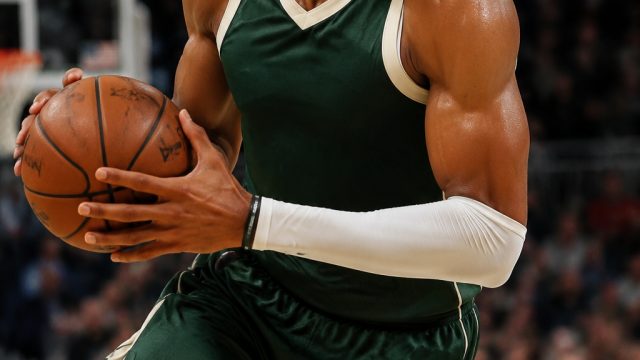 The Impact of Giannis Antetokounmpo's Trade on the NBA Landscape | slot welcome bonus 100 to rendah,